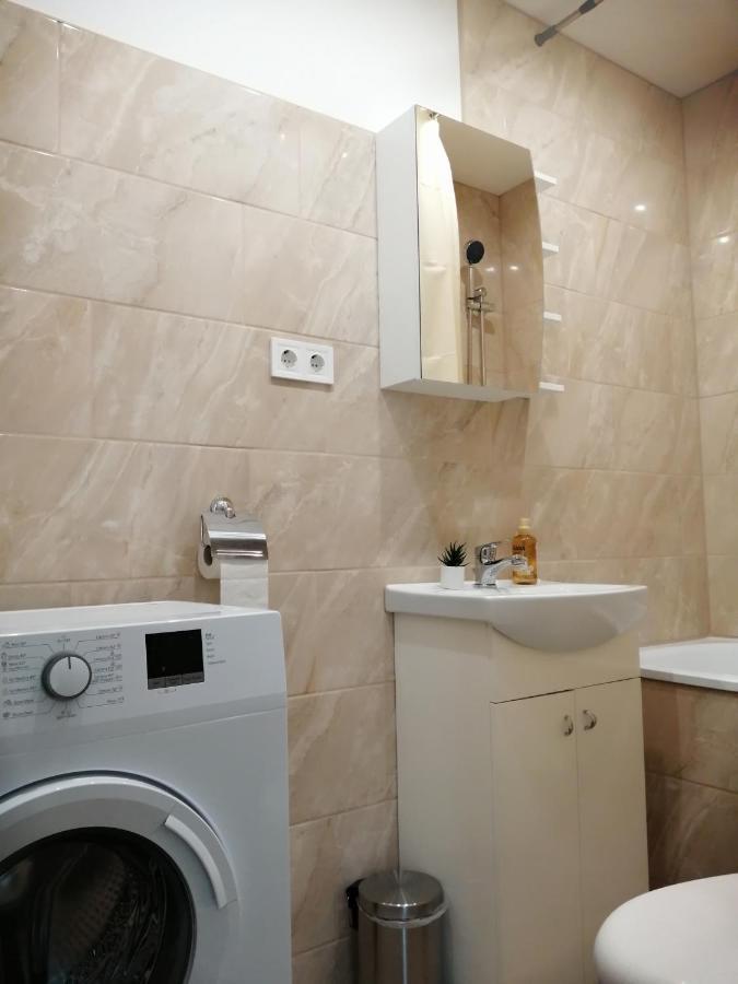 Apartamenti Miera Osta เลียปาญา ภายนอก รูปภาพ