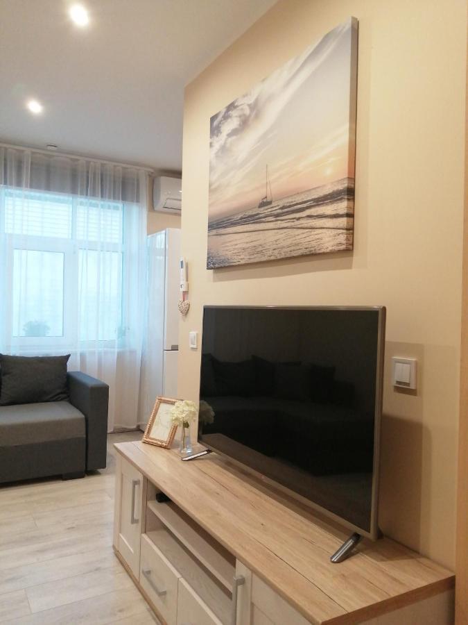 Apartamenti Miera Osta เลียปาญา ภายนอก รูปภาพ